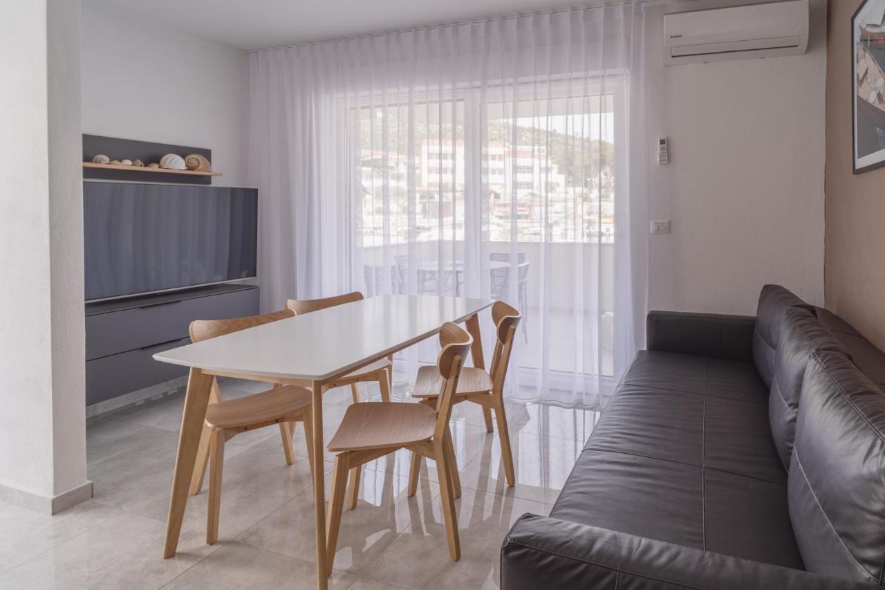 Blue Marina Apartments Dış mekan fotoğraf